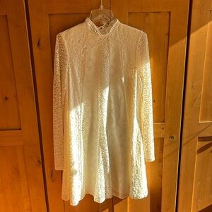 HD in Paris NWT from Anthropologie. Size M, beautiful ivory lace.